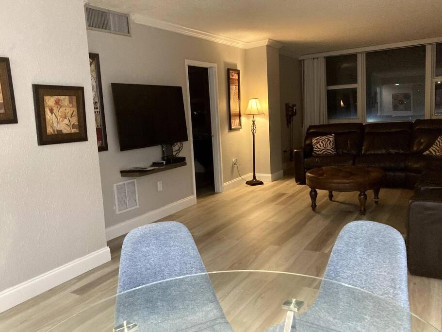 Oceanview On Located In Ocean Manor Lauderdale 2 Bed 2 Bath Spacious Corner Unit Partial Ocean View