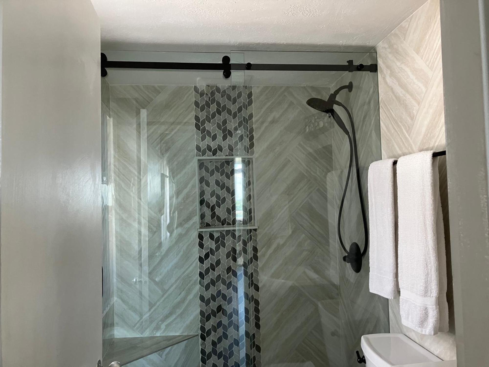 Aparthotel Oceanview On Located In Ocean Manor Lauderdale 2 Bed 2 Bath Spacious Corner Unit Partial Ocean View *
