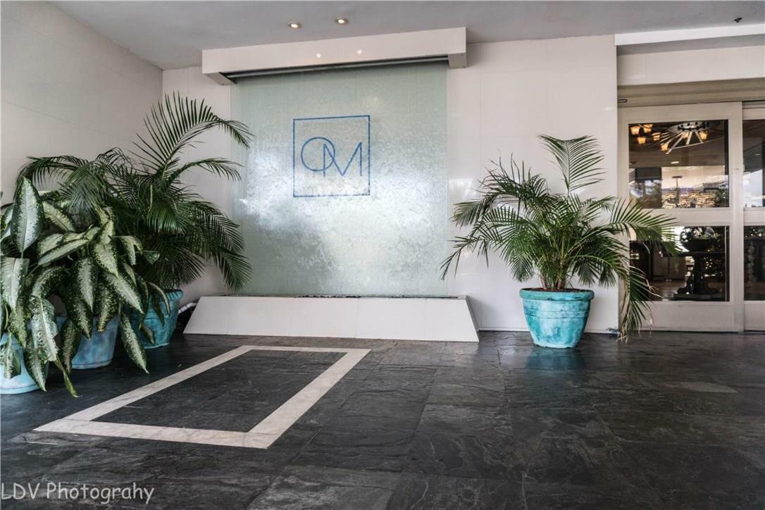 Apart-hotel Oceanview On Located In Ocean Manor Lauderdale 2 Bed 2 Bath Spacious Corner Unit Partial Ocean View Fort Lauderdale